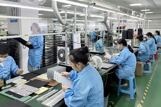 Zhuhai Hengcang keyboard production—post-soldering circuit test (avoiding poor contact)