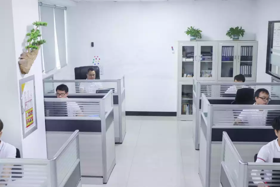 Zhuhai Hengcang R&D team discussing e-sports mechanical keyboard tactile optimization (tactile point/operating point design)