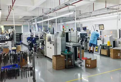 Close-up of Zhuhai Hengcang SMT—placing chip resistors/capacitors on e-sports keyboard circuit boards